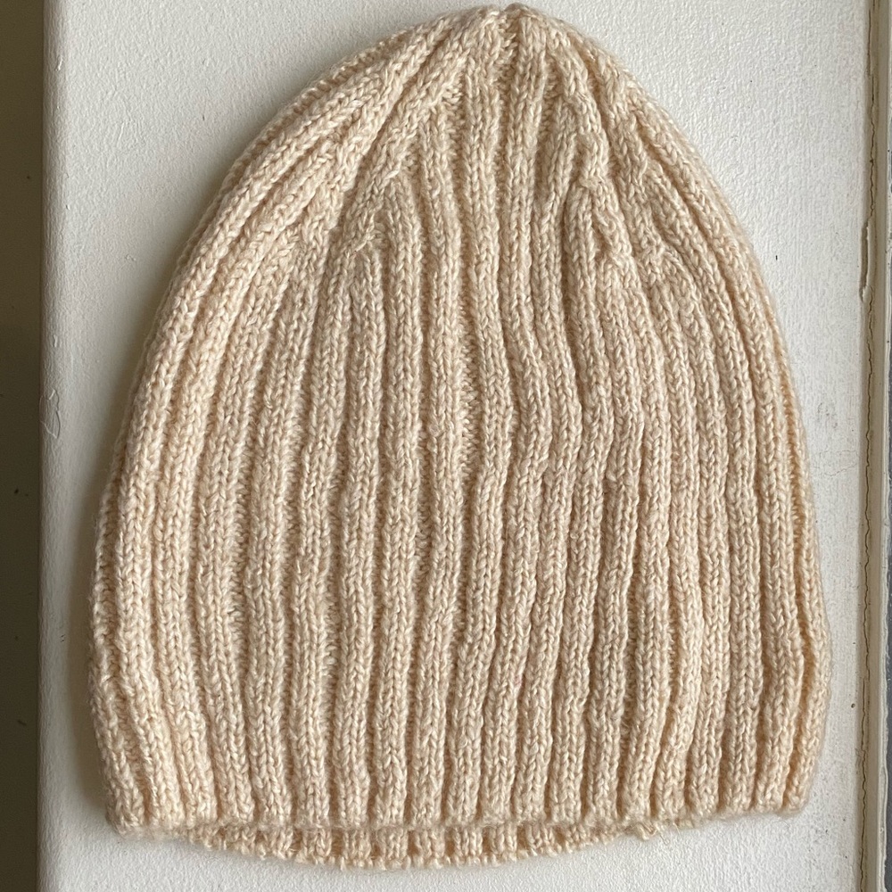 NWOT H&M Knitted Hat